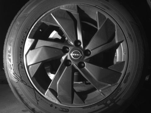 Used 2025 Nissan Rogue SV FWD image 15