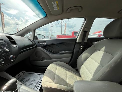Used 2015 Kia Forte LX FWD image 13