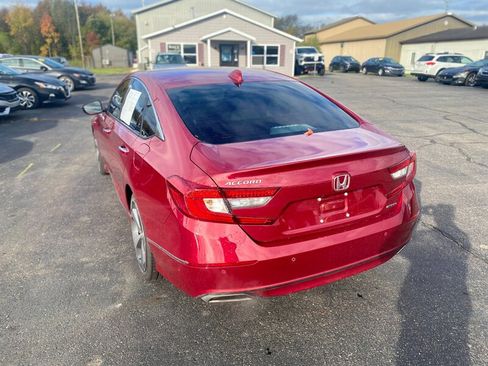 Used 2018 Honda Accord Touring image 7