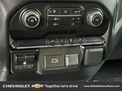 Used 2020 Chevrolet Silverado 2500 Custom w/ Custom Value Package image 20