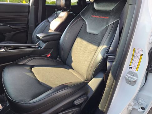 Certified 2025 Jeep Compass Trailhawk AWD/4WD image 31