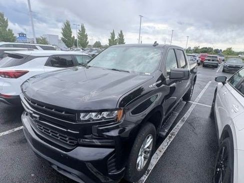 Used 2021 Chevrolet Silverado 1500 RST AWD/4WD image 16