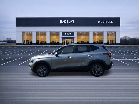 Certified 2024 Kia Seltos S FWD image 9