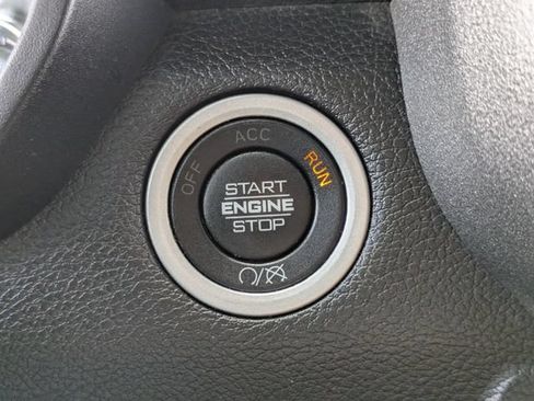 Used 2022 RAM 3500 Tradesman w/ Chrome Appearance Group AWD/4WD image 26