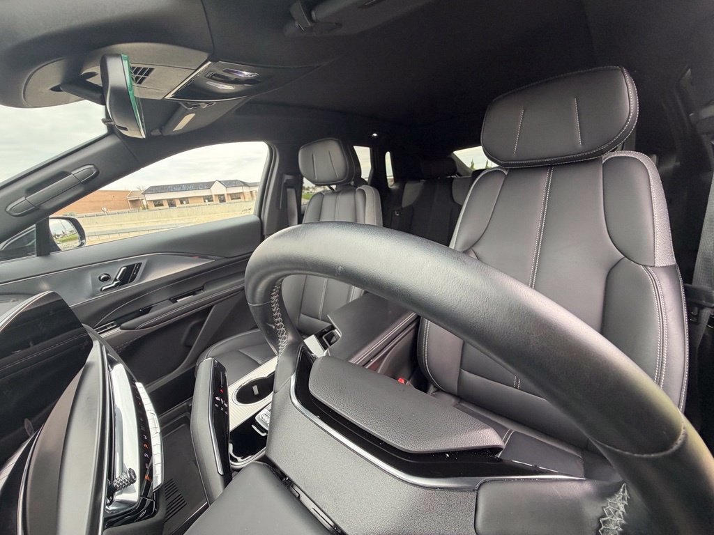 Certified 2024 Cadillac Lyriq Tech w/ LPO, Floor Liner Package AWD/4WD image 28