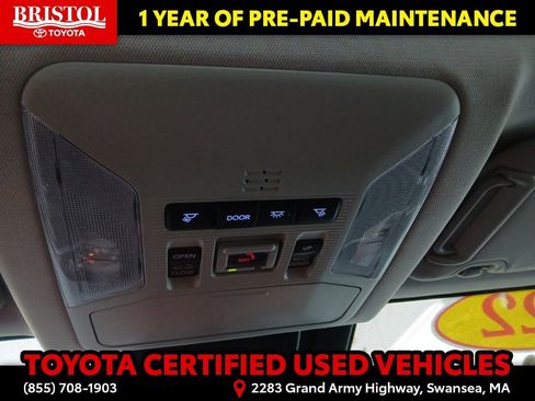 Certified 2022 Toyota RAV4 XLE Premium image 28