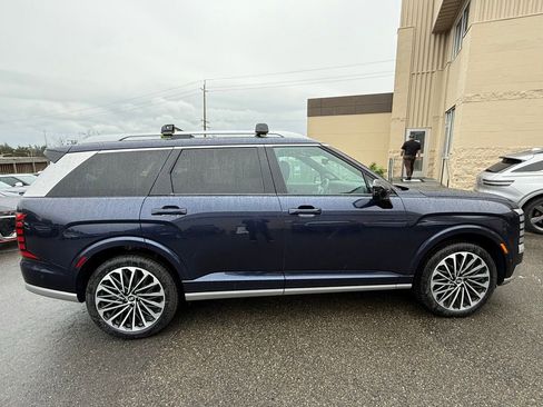 Used 2026 Hyundai Palisade Calligraphy AWD/4WD image 3