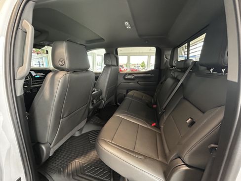 New 2026 Chevrolet Silverado 1500 LT Trail Boss AWD/4WD image 17