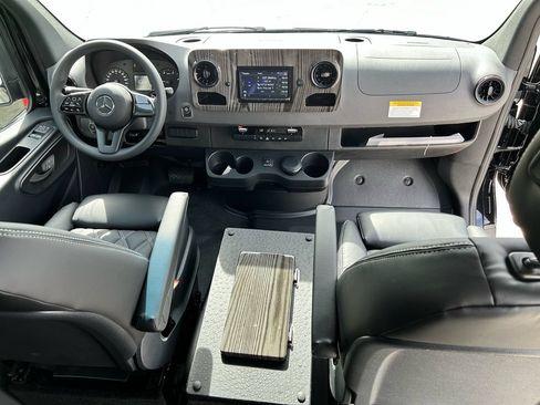 Used 2026 Mercedes-Benz Sprinter 3500 image 14