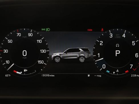 Used 2023 Land Rover Discovery Metropolitan Edition image 22