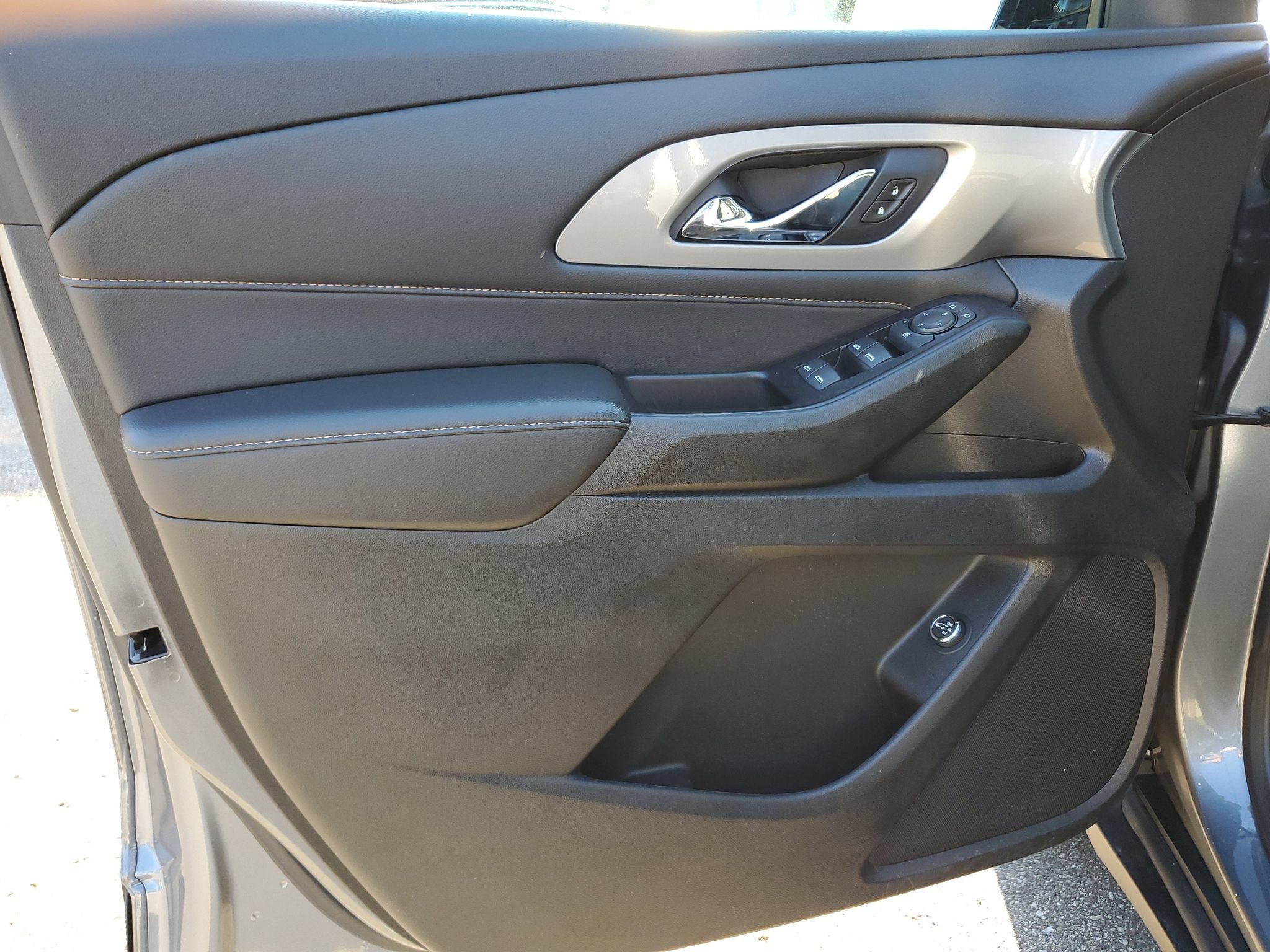 Used 2019 Chevrolet Traverse LT AWD/4WD image 13