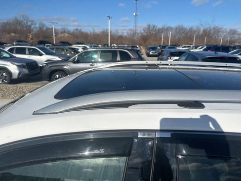 Used 2018 GMC Terrain SLT w/ Preferred Package image 9