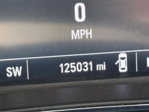 Used 2019 Chevrolet Cruze LT FWD image 15