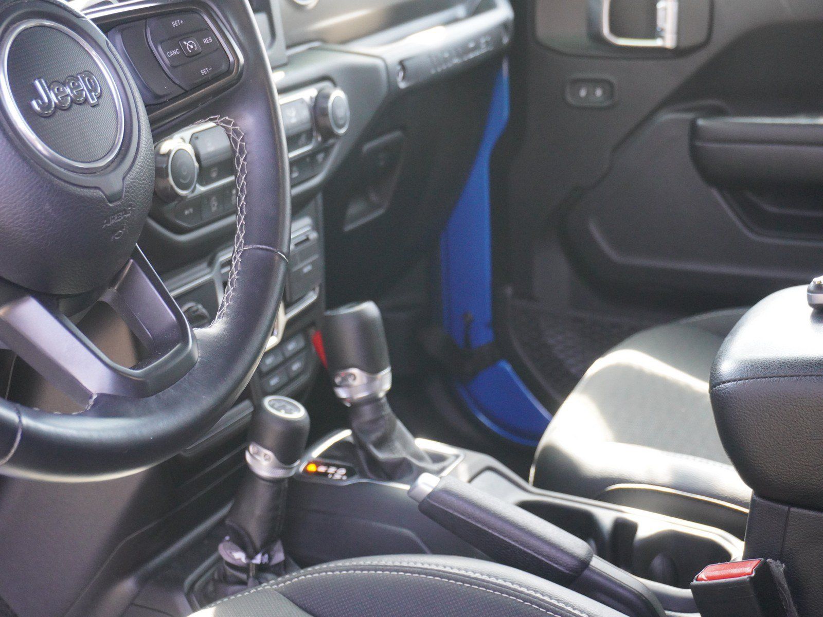 Used 2021 Jeep Wrangler Unlimited Sport AWD/4WD image 22