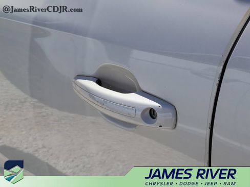Used 2019 Lincoln MKC Select w/ Select Plus Package FWD image 24