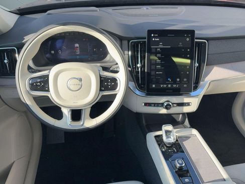 New 2026 Volvo XC90 B6 Ultra w/ Protection Package AWD/4WD image 28