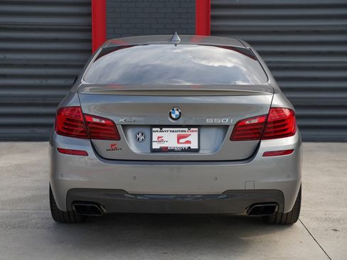 Used 2014 BMW 550i xDrive 550i xDrive image 8