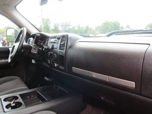 Used 2008 Chevrolet Silverado 2500 LT w/ 2LT Convenience Package RWD image 15