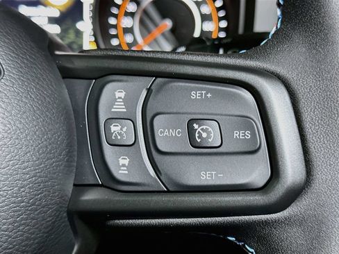 New 2026 Jeep Wrangler Unlimited Sport w/ Dual Top Group AWD/4WD image 32