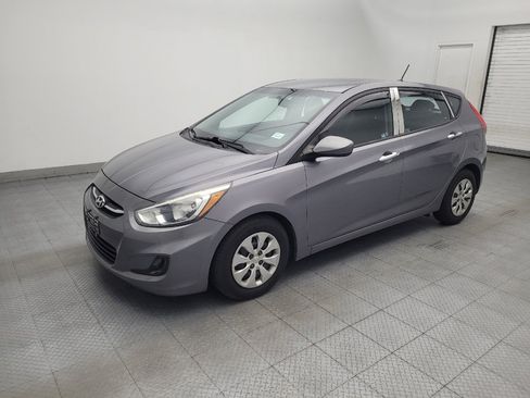 Used 2015 Hyundai Accent GS FWD image 2