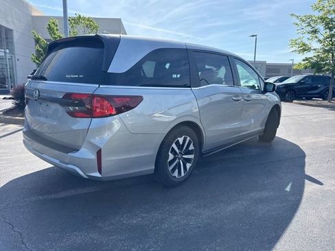 Used 2025 Honda Odyssey EX-L image 7