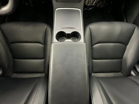 Used 2022 Tesla Model 3 image 14