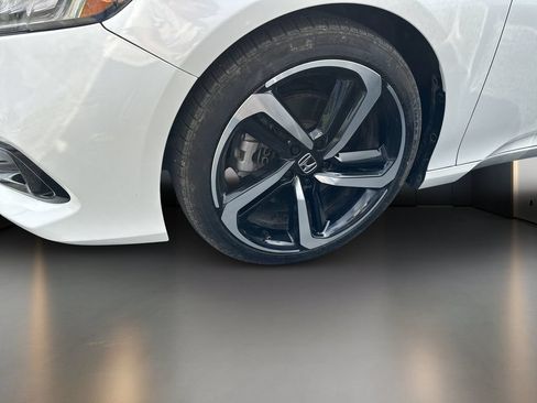 Used 2021 Honda Accord Sport Special Edition image 2