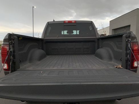 Used 2018 RAM 1500 Sport w/ Sport Premium Group image 14