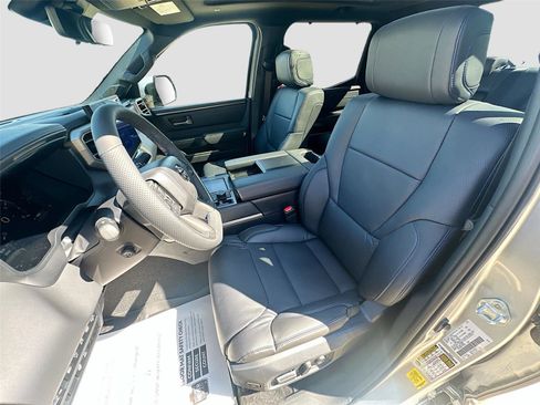 New 2026 Toyota Tundra Platinum image 5