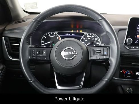 Used 2023 Nissan Rogue SV w/ SV Premium B Package image 7