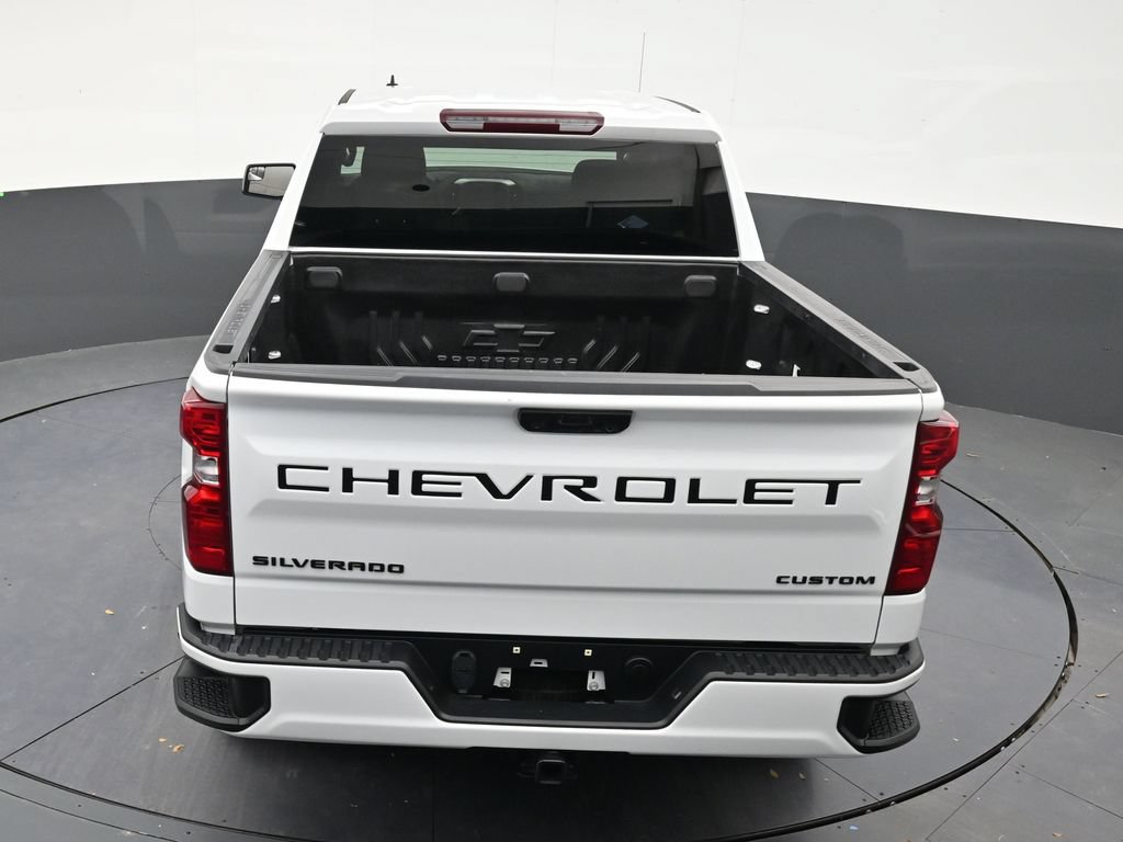Used 2024 Chevrolet Silverado 1500 Custom w/ Turbomax Blackout Package RWD image 15