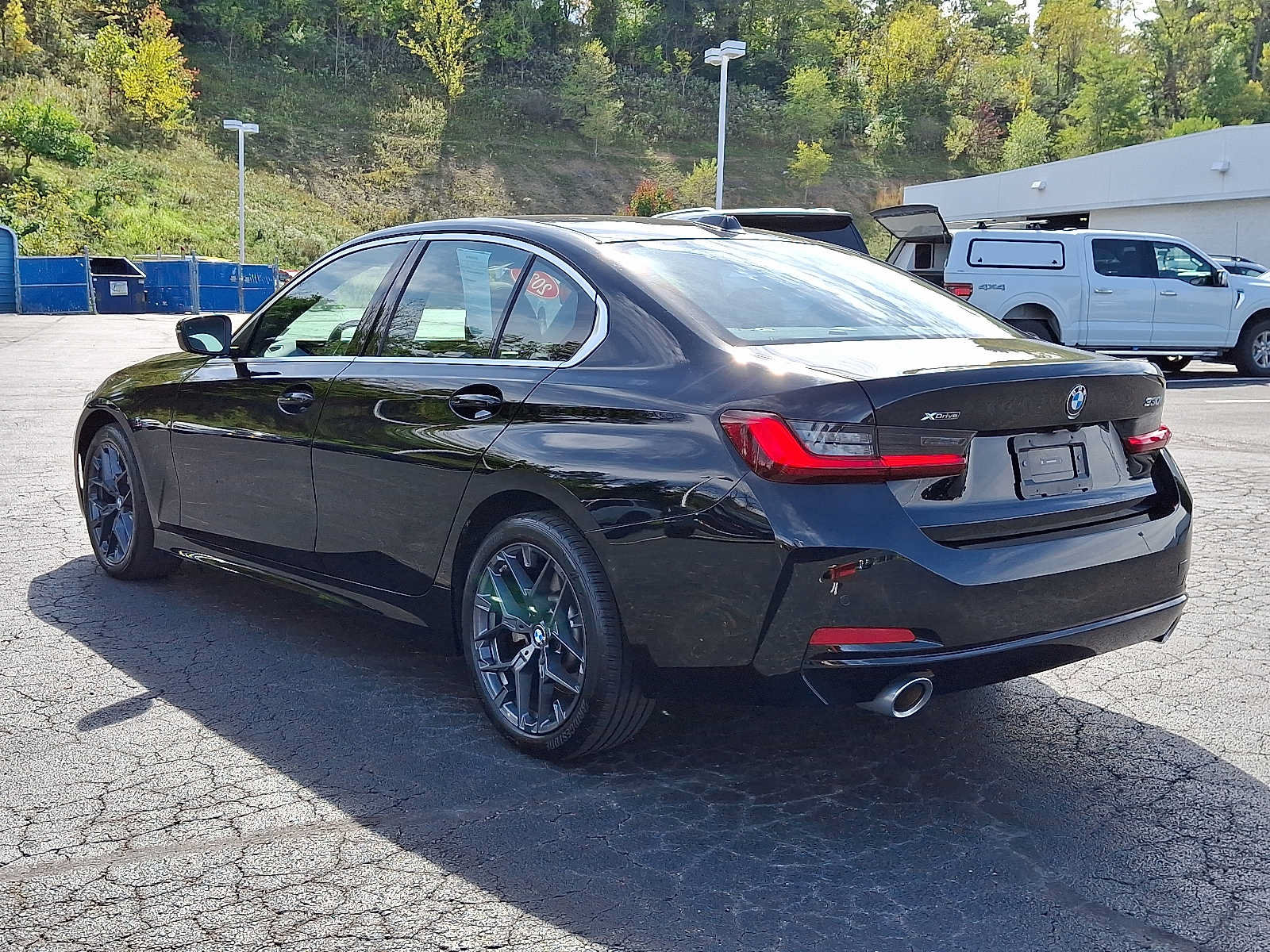 Used 2026 BMW 330i xDrive Sedan AWD/4WD image 4