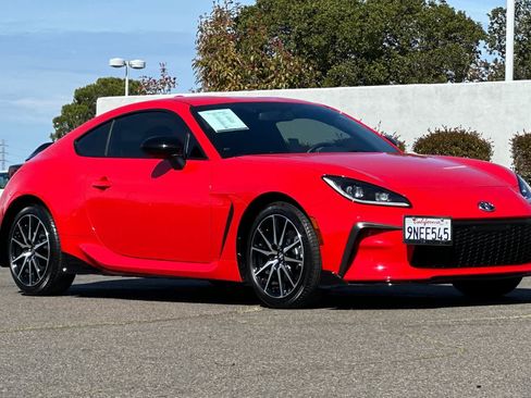 Used 2024 Toyota GR86 image 5