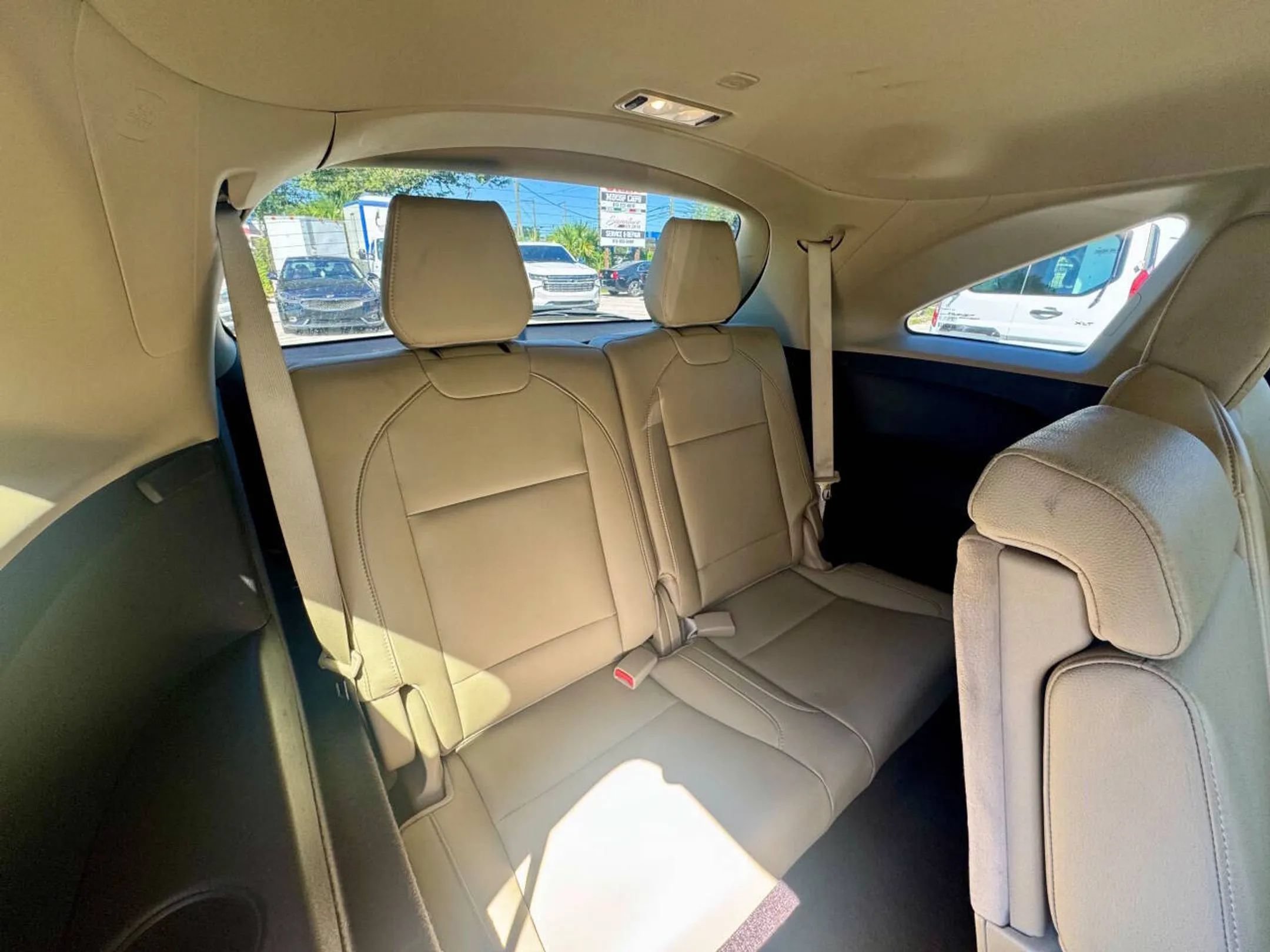 Used 2018 Acura MDX FWD image 16