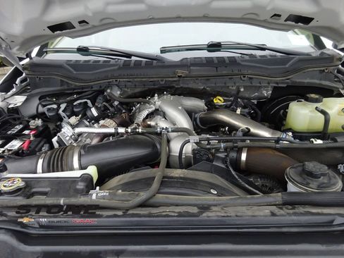 Used 2022 Ford F250 Lariat w/ Lariat Ultimate Package image 12