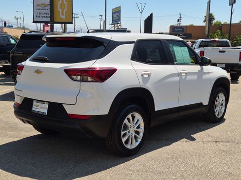 Used 2025 Chevrolet TrailBlazer LS w/ LS Convenience Package FWD image 5