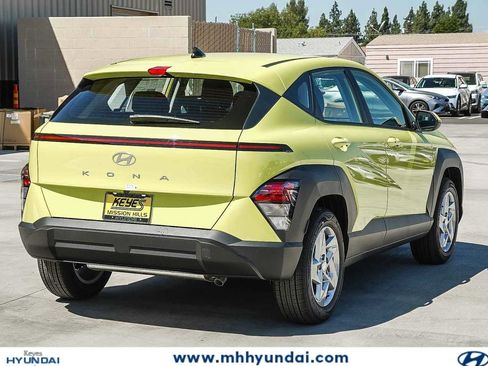 New 2026 Hyundai Kona SE FWD image 4