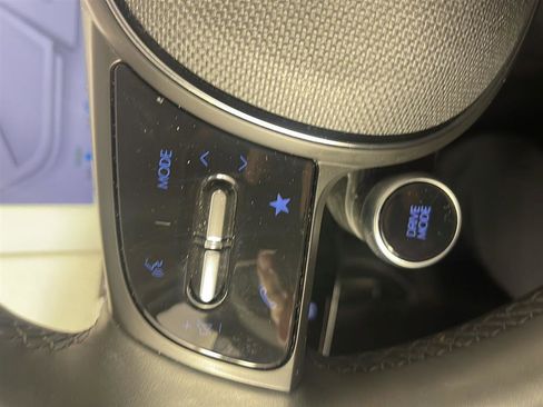 Used 2024 Hyundai Ioniq 5 SEL image 22