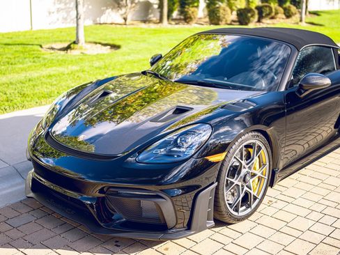 Used 2024 Porsche 718 Boxster Spyder RS RWD image 3