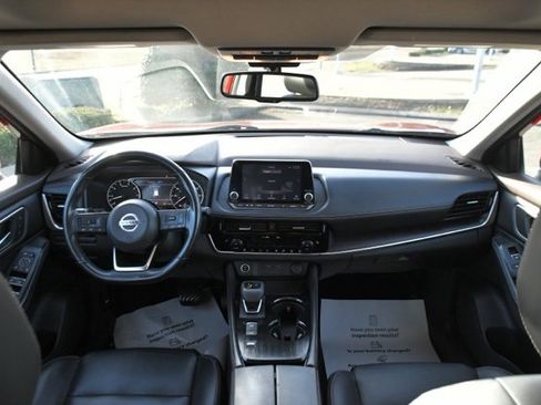 Used 2021 Nissan Rogue SL image 10