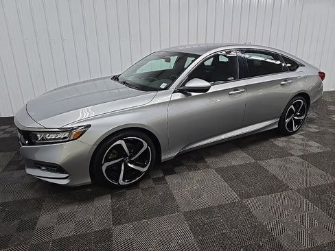 Used 2019 Honda Accord Sport image 6