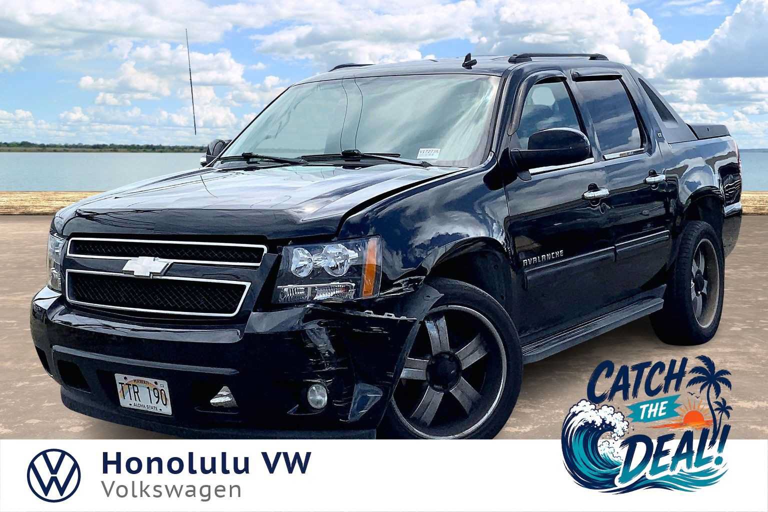 Used 2010 Chevrolet Avalanche LT RWD image 1