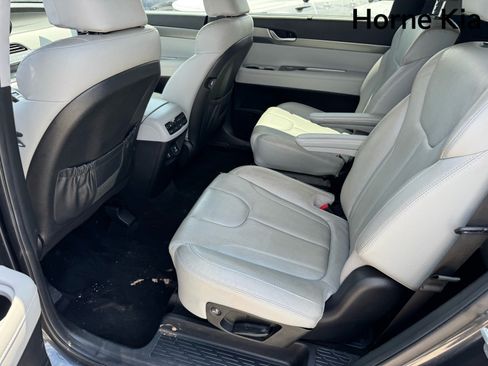 Used 2020 Hyundai Palisade SEL w/ Premium Package AWD/4WD image 12