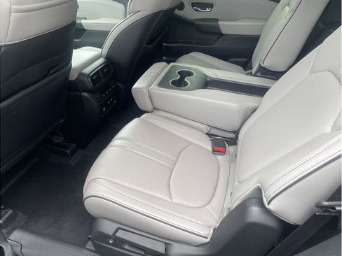 Used 2023 Honda Pilot Elite image 5