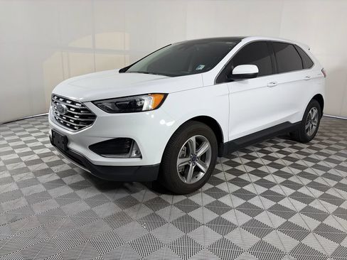 Used 2022 Ford Edge SEL w/ Convenience Package AWD/4WD image 3