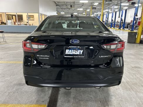 Used 2020 Subaru Legacy Premium image 7