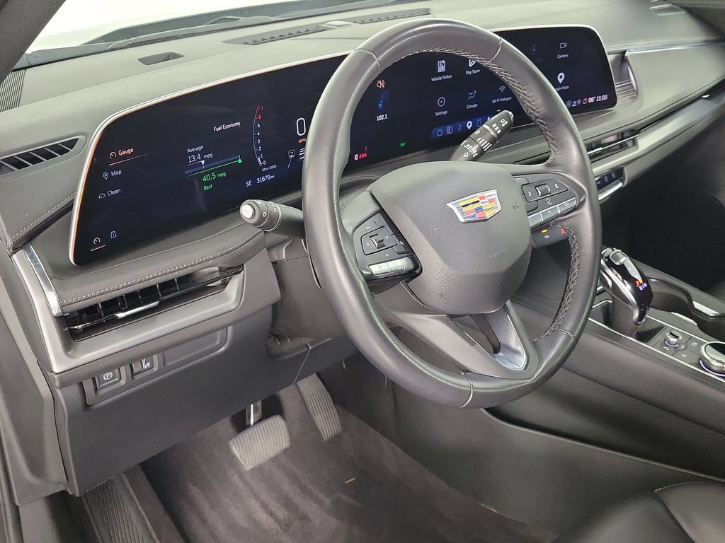 Certified 2025 Cadillac XT4 Premium Luxury FWD image 17