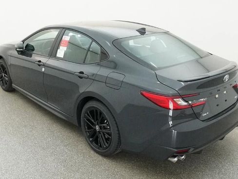 New 2026 Toyota Camry SE image 5