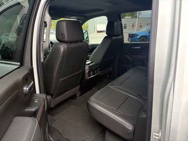 Used 2022 GMC Sierra 2500 Denali w/ Denali Ultimate Package AWD/4WD image 14