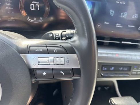 Certified 2024 Hyundai Kona SEL AWD/4WD image 27